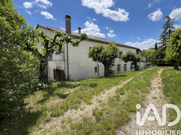 Maison à vendre 12 pièces 318 m² Saint-Étienne-de-Fontbellon