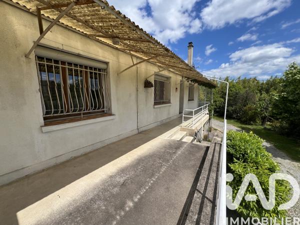 Maison à vendre 12 pièces 318 m² Saint-Étienne-de-Fontbellon