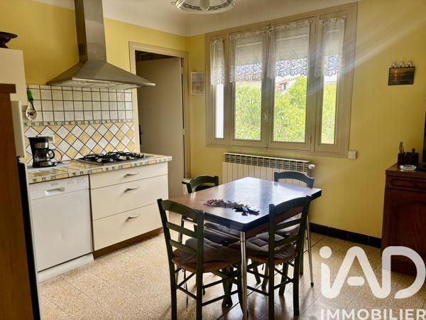 Maison à vendre 12 pièces 318 m² Saint-Étienne-de-Fontbellon