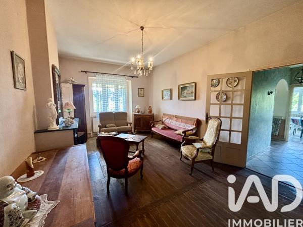 Maison à vendre 12 pièces 318 m² Saint-Étienne-de-Fontbellon