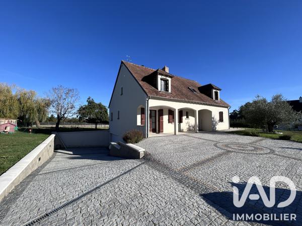 Maison à vendre 6 pièces 161 m² Notre-Dame-d'Oé