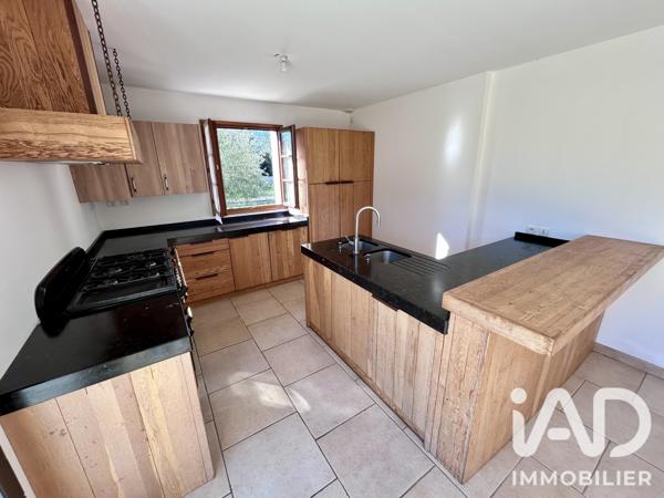 Maison à vendre 6 pièces 161 m² Notre-Dame-d'Oé