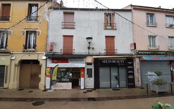 Immeuble à vendre    7 pièces • 232,91 m2 Juvisy-sur-Orge