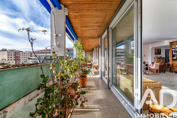 Appartement à vendre 5 pièces 176 m² Marseille 8