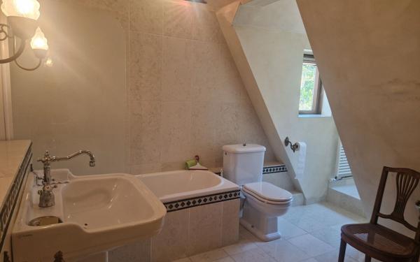 Maison à vendre    7 pièces •  Terrasson-Lavilledieu