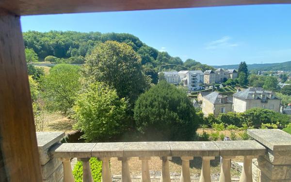 Maison à vendre    7 pièces •  Terrasson-Lavilledieu