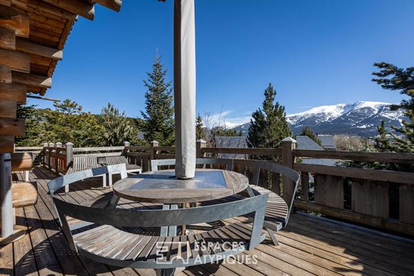 Chalet en fuste face aux Pyrénées dans une atmosphère authentique