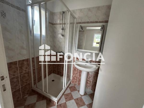 Location Maison 5 pièces 96 m² - 4 ROUTE DE KERJAKEZ La Forest Landerneau 29800