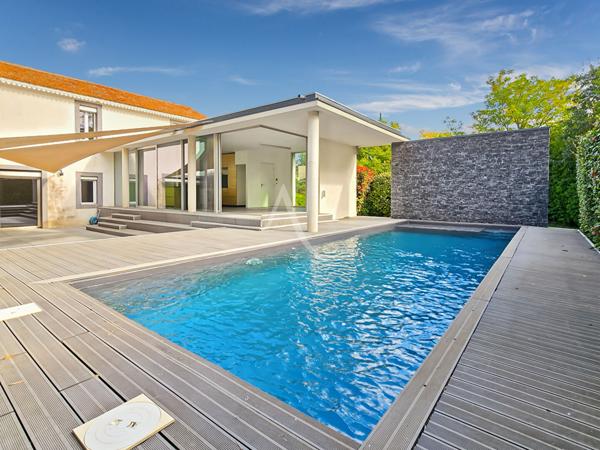À vendre ? Villa T5 de charme avec piscine sur 1200 m² Allauch La Pounche