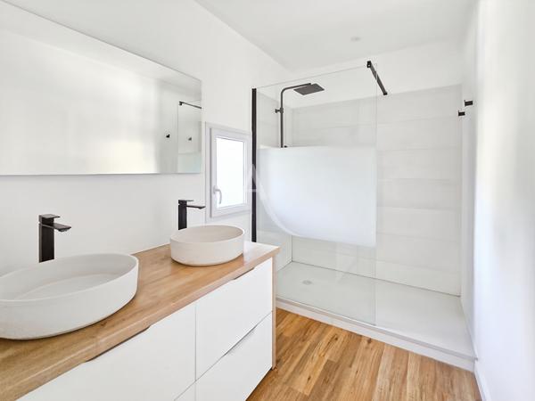 À vendre ? Villa T5 de charme avec piscine sur 1200 m² Allauch La Pounche