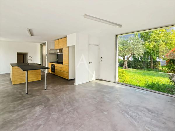 À vendre ? Villa T5 de charme avec piscine sur 1200 m² Allauch La Pounche