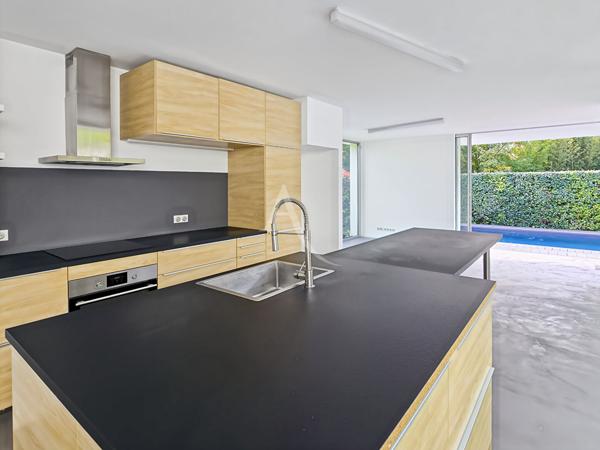 À vendre ? Villa T5 de charme avec piscine sur 1200 m² Allauch La Pounche