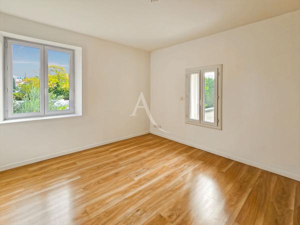 À vendre ? Villa T5 de charme avec piscine sur 1200 m² Allauch La Pounche