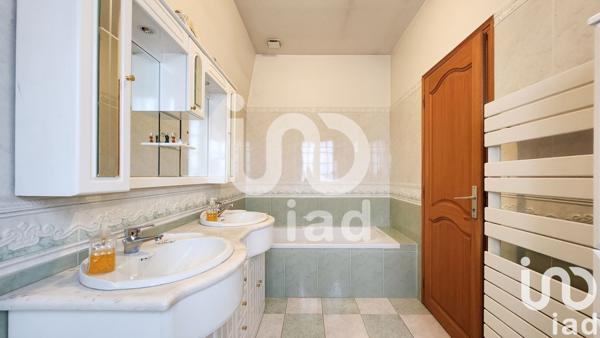 Maison à vendre 5 pièces 130 m² Ozoir-la-Ferrière