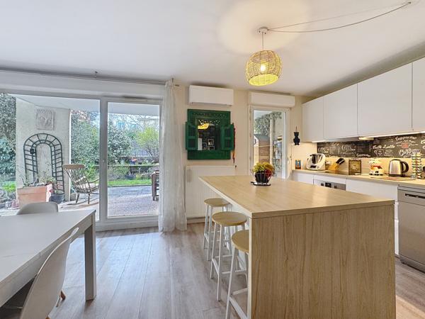 Villeurbanne (69100) T4 AVEC JARDIN DE 240 M² + GARAGE