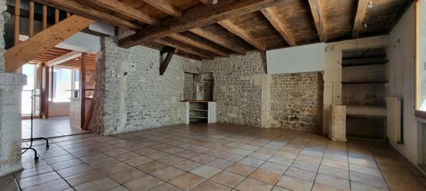 Maison 3 chambres avec jardin clos, proche commodités à Ruelle-sur-Touvre Détails des diagnostics énergétiques