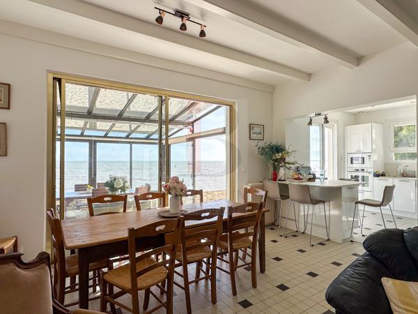 MAISON VUE MER 5ch, garage et accès direct plage