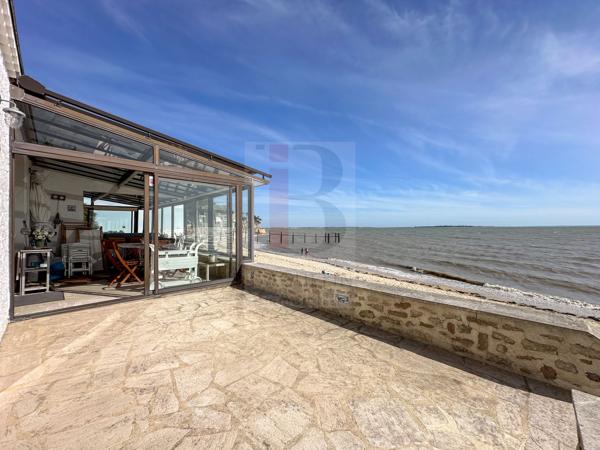 MAISON VUE MER 5ch, garage et accès direct plage