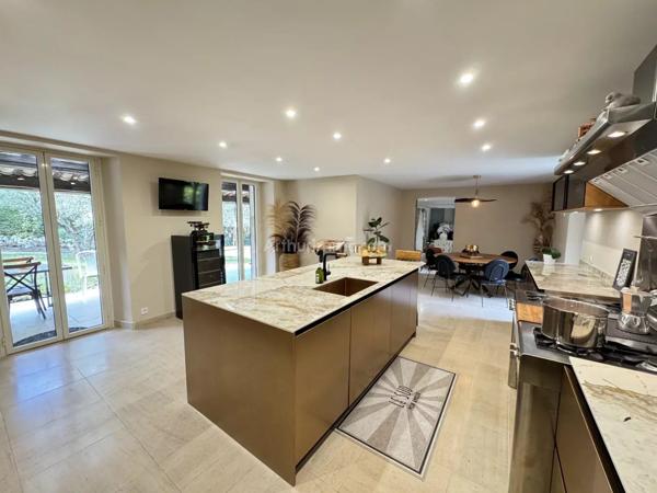 Vente Bastide 8 pièces 230 m2 à Trans-en-Provence