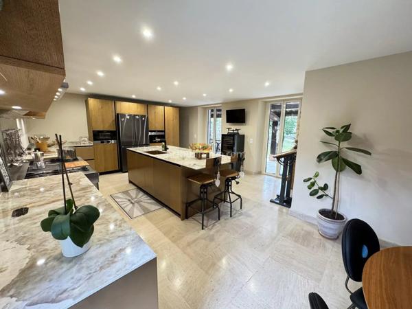 Vente Bastide 8 pièces 230 m2 à Trans-en-Provence