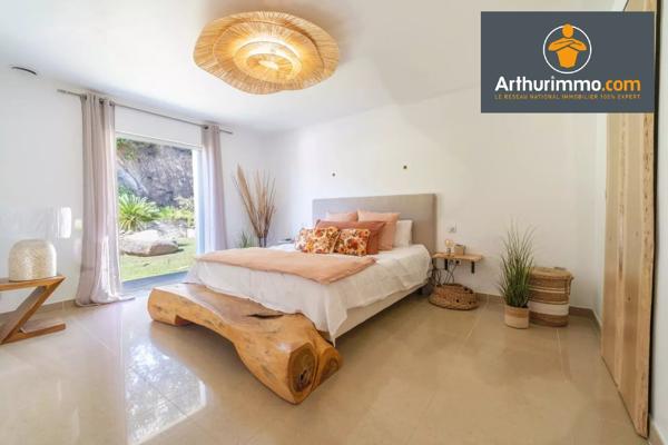 Vente                                                      Maison
                        
                     5 pièces                      269 m2                     à Porticcio