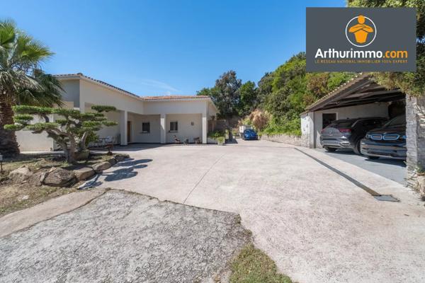 Vente                                                      Maison
                        
                     5 pièces                      269 m2                     à Porticcio