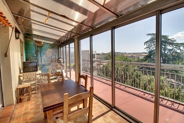 A VENDRE  ! Appartement 3 pièces à Draguignan - Dernier étage avec vue et terrasses