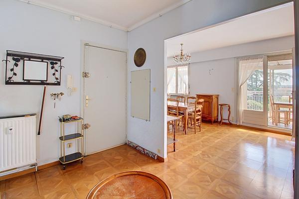 A VENDRE  ! Appartement 3 pièces à Draguignan - Dernier étage avec vue et terrasses