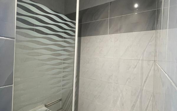 Maison à vendre    4 pièces • 901 m2 Chassenon