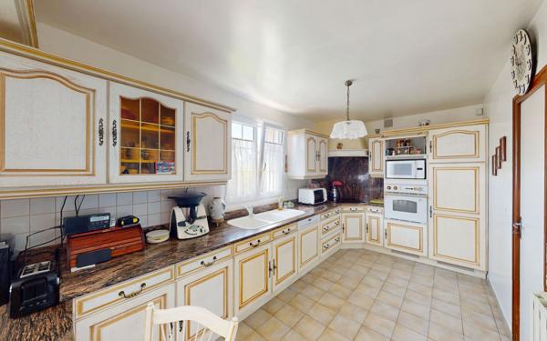 Maison à vendre    6 pièces •  Chessy