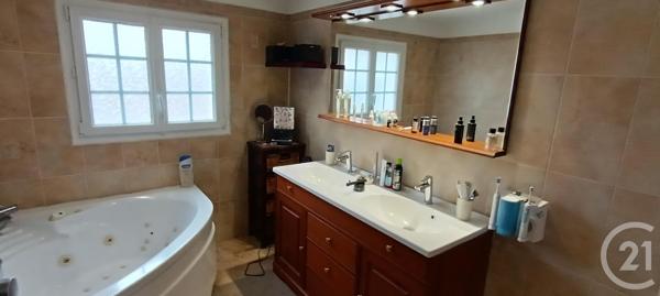 Maison à vendre  6 pièces - 187,57 m2 ST AY - 45