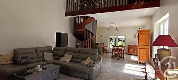 Maison à vendre  6 pièces - 187,57 m2 ST AY - 45