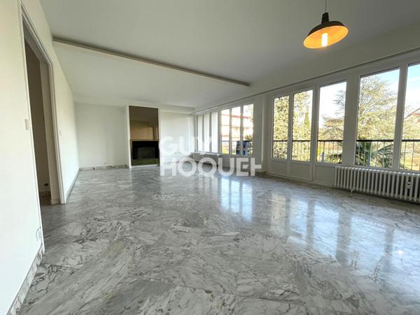 APPARTEMENT À LOUER DE 4 PIÈCES DE 107,08 M²