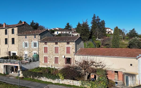 Maison à vendre    4 pièces •  Saint-Sorlin