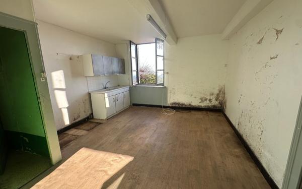 Maison à vendre    4 pièces •  Saint-Sorlin