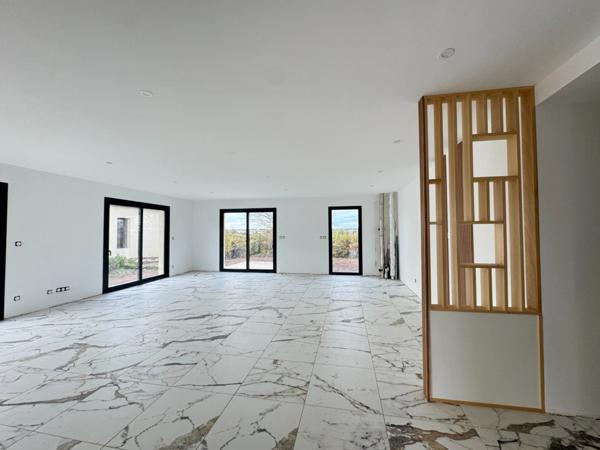 - RUGLES - 27250 - MAISON - T5 - 140M2 - 1H20 DE PARIS MONTPARNASSE- JARDIN -TERRASSE