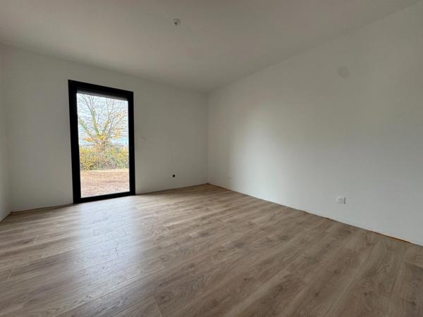 - RUGLES - 27250 - MAISON - T5 - 140M2 - 1H20 DE PARIS MONTPARNASSE- JARDIN -TERRASSE