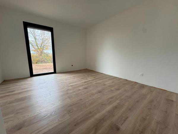 - RUGLES - 27250 - MAISON - T5 - 140M2 - 1H20 DE PARIS MONTPARNASSE- JARDIN -TERRASSE