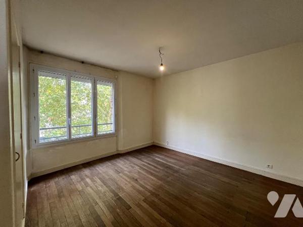 À VENDRE - SAINT-NAZAIRE - PROCHE PLACE DU COMMANDO - TOUT À PIED - APPARTEMENT TYPE 3
Proximi...