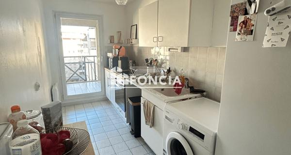 À vendre Appartement 2 pièces 50 m² - Marseille 13008