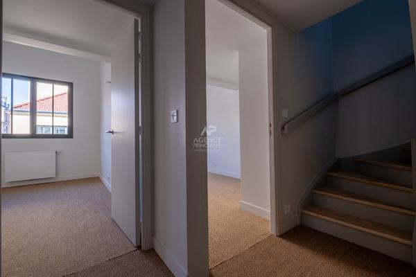 Versailles Notre-Dae Maison 3/4 pièces 87.5 m² au sol avec cour arborée €895 000 ** - Référence 25733