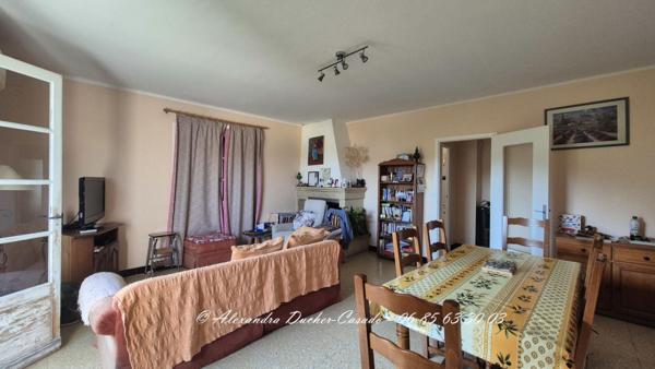 Maison avec 2 logements au coeur de Peyruis