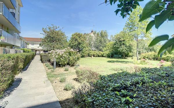 Appartement à louer    1 pièce •  Créteil