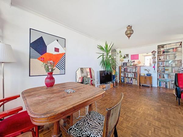 Appartement 4 pièces avec loggia, cave et parking