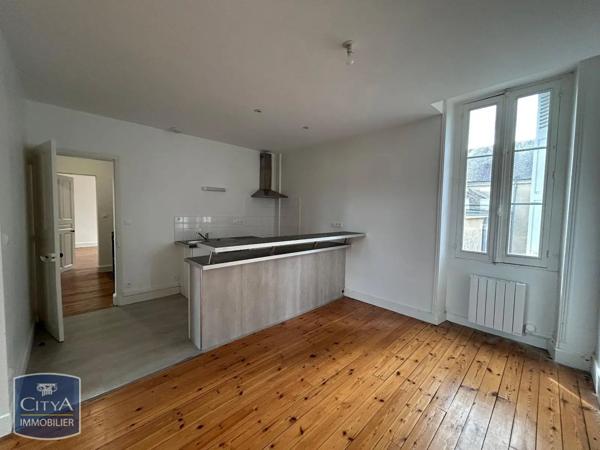 Appartement à louer 3 pièces 85m²