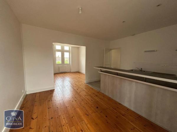 Appartement à louer 3 pièces 85m²