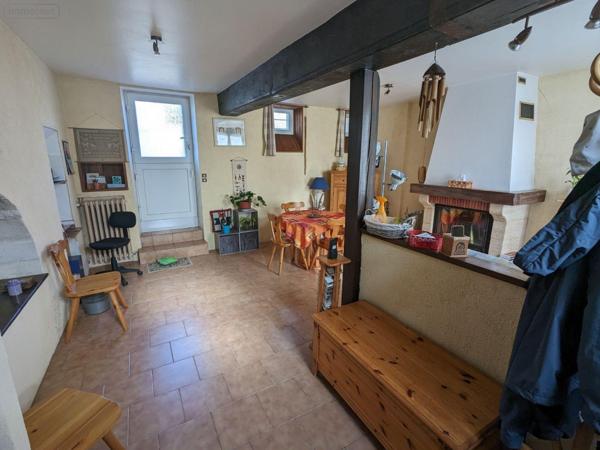 Maison à vendre à Sablons-sur-Huisne dans l'Orne (61110), ref : 23 MV   
BOURG