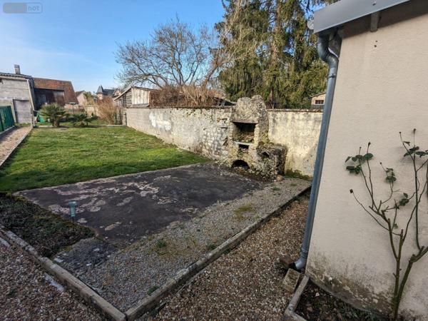 Maison à vendre à Sablons-sur-Huisne dans l'Orne (61110), ref : 23 MV   
BOURG