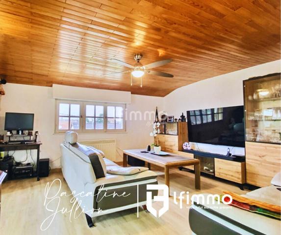 Appartement T3 dernier étage dans petite copropriété