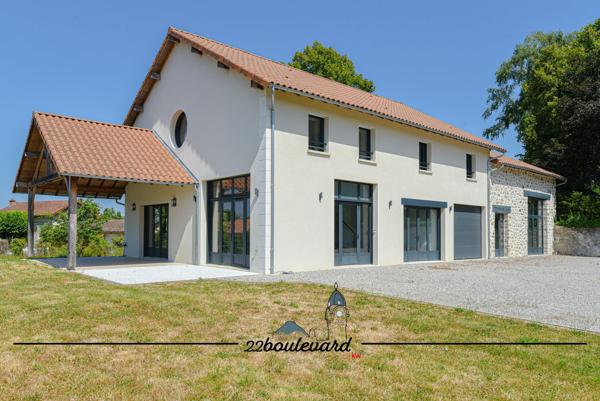 Maison
         8 pièces
        - 219 m² Exclusivité
